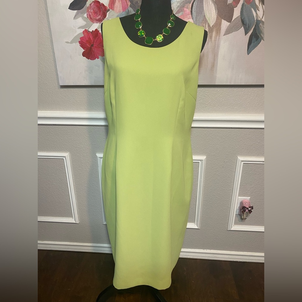 Jones Studio Vibrant Green Dress - Picture 3 of 15